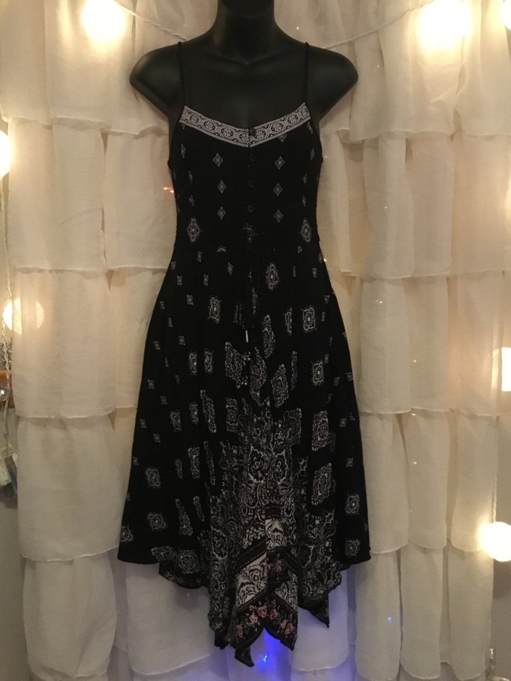 Maurice’s Handkerchief hem dress with pockets  size XS